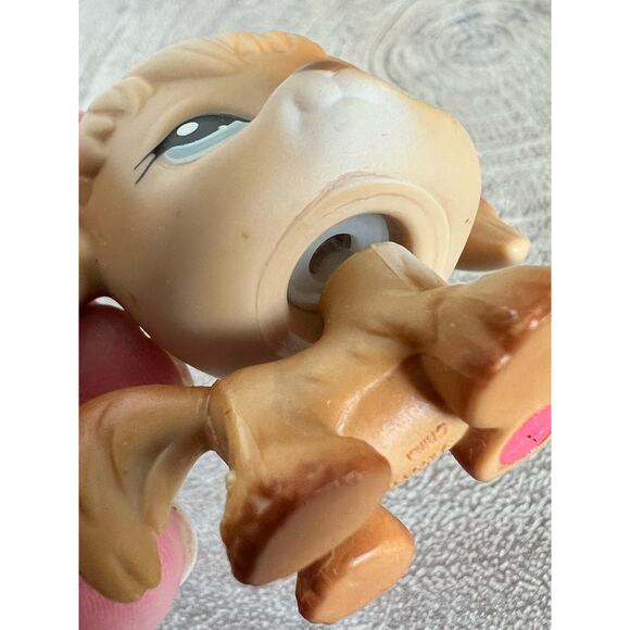 Littlest Pet Shop Spaniel #200 Puppy Dog First generation Red/pink magnet 2004 - Picture 2 of 7